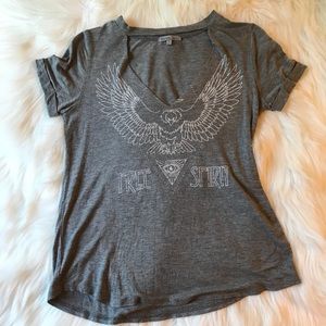 Vneck and choker shirt